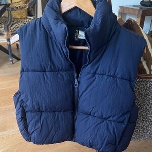 H&M Dark Blue Women’s Cropped Puffer Vest